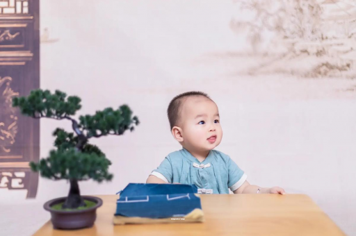 武汉宝宝几岁会走路